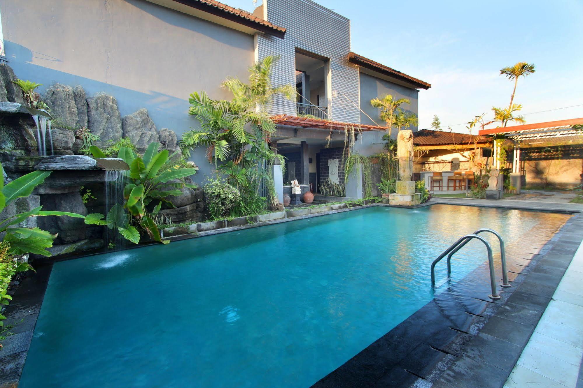 Jimbaran Lestari Hotel & Residence - Spa Kültér fotó