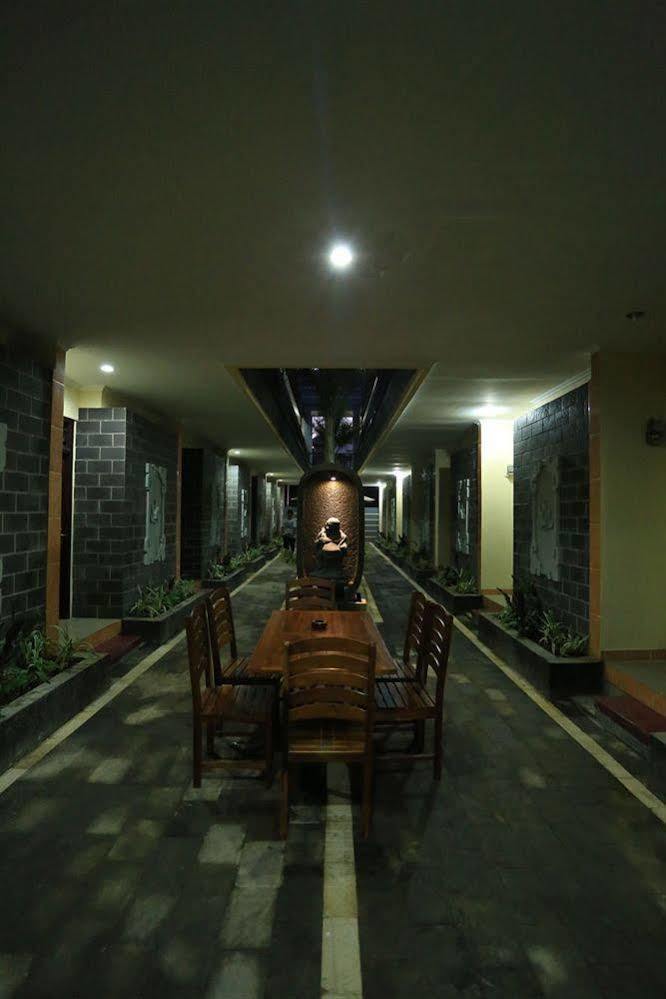 Jimbaran Lestari Hotel & Residence - Spa Kültér fotó