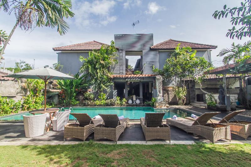 Jimbaran Lestari Hotel & Residence - Spa Kültér fotó